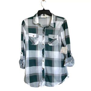 Women's Medium Junior Size Passport Shirt Plaid Green/White Button Front Top